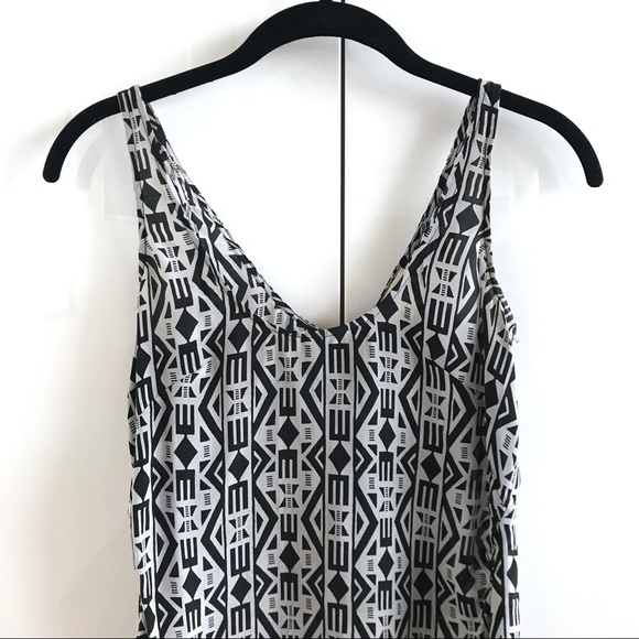 Urban Outfitters Silence + Noise Hook & Eye Tank - Picture 3 of 8